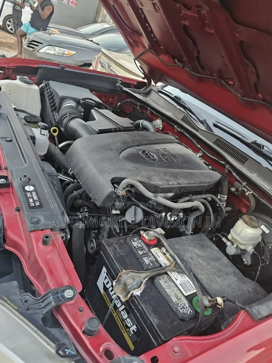 Toyota Tacoma 2017 Red