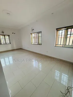 Mini Flat in Chevyview Estate, Chevron for rent