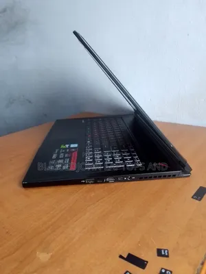 Laptop MSI GS73VR 7RF Stealth Pro 8GB Intel Core i7 SSD 256GB