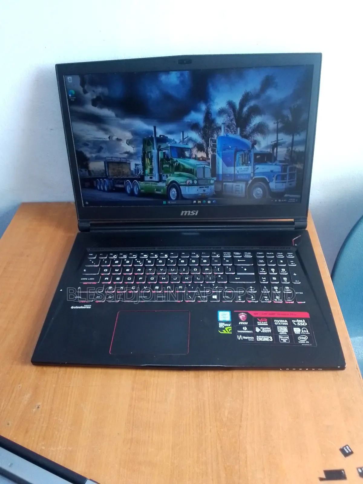 Laptop MSI GS73VR 7RF Stealth Pro 8GB Intel Core i7 SSD 256GB