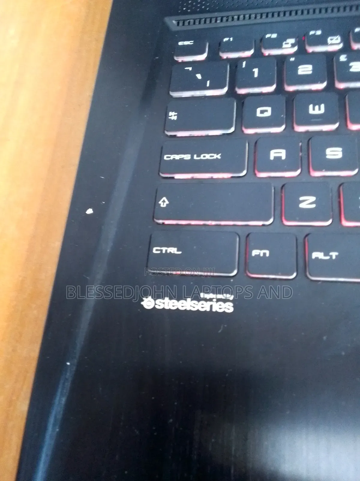 Laptop MSI GS73VR 7RF Stealth Pro 8GB Intel Core i7 SSD 256GB