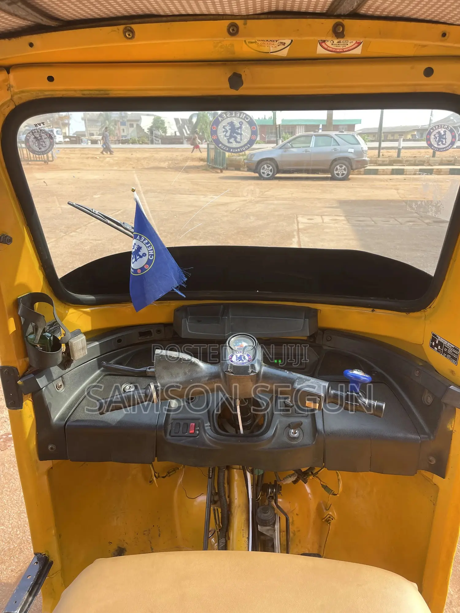 TVS King Cargo 2020 Yellow
