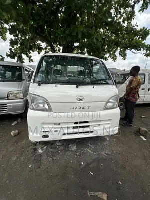 Daihatsu Hijet Truck 2012 White