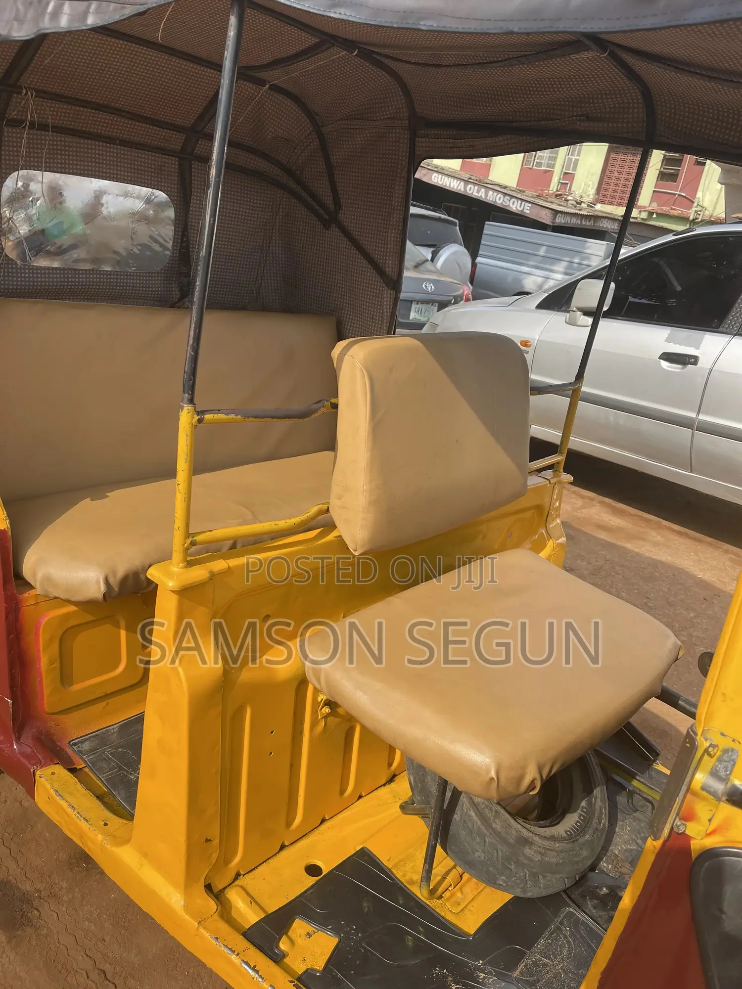 TVS King Cargo 2020 Yellow