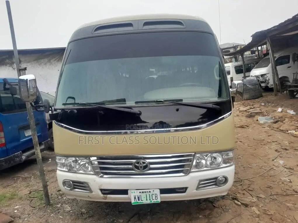Coaster Bus for Hire