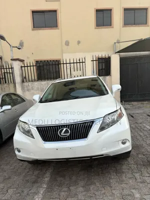 Lexus RX 350 FWD 2012 White