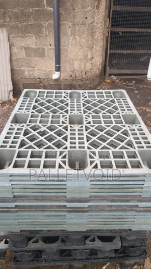 Tough and Resilient Plastic Pallets