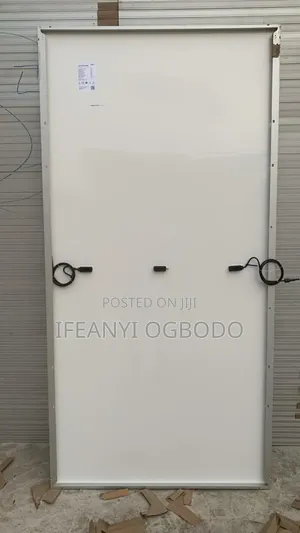 Longi Solar Panel 555w 144cell