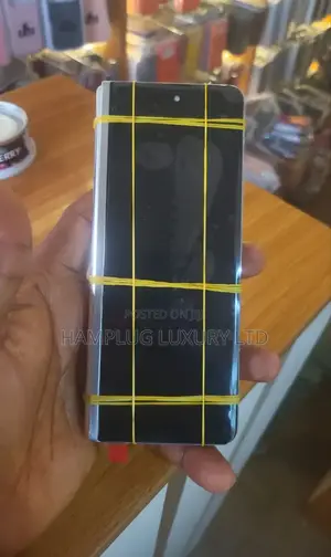 Brand New Original Samsung Fold 4 Outside Screen