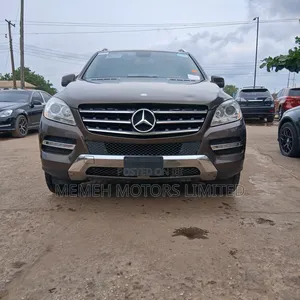 Mercedes-Benz M Class 2013 Brown