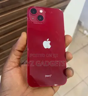 Apple iPhone 13 128 GB Red