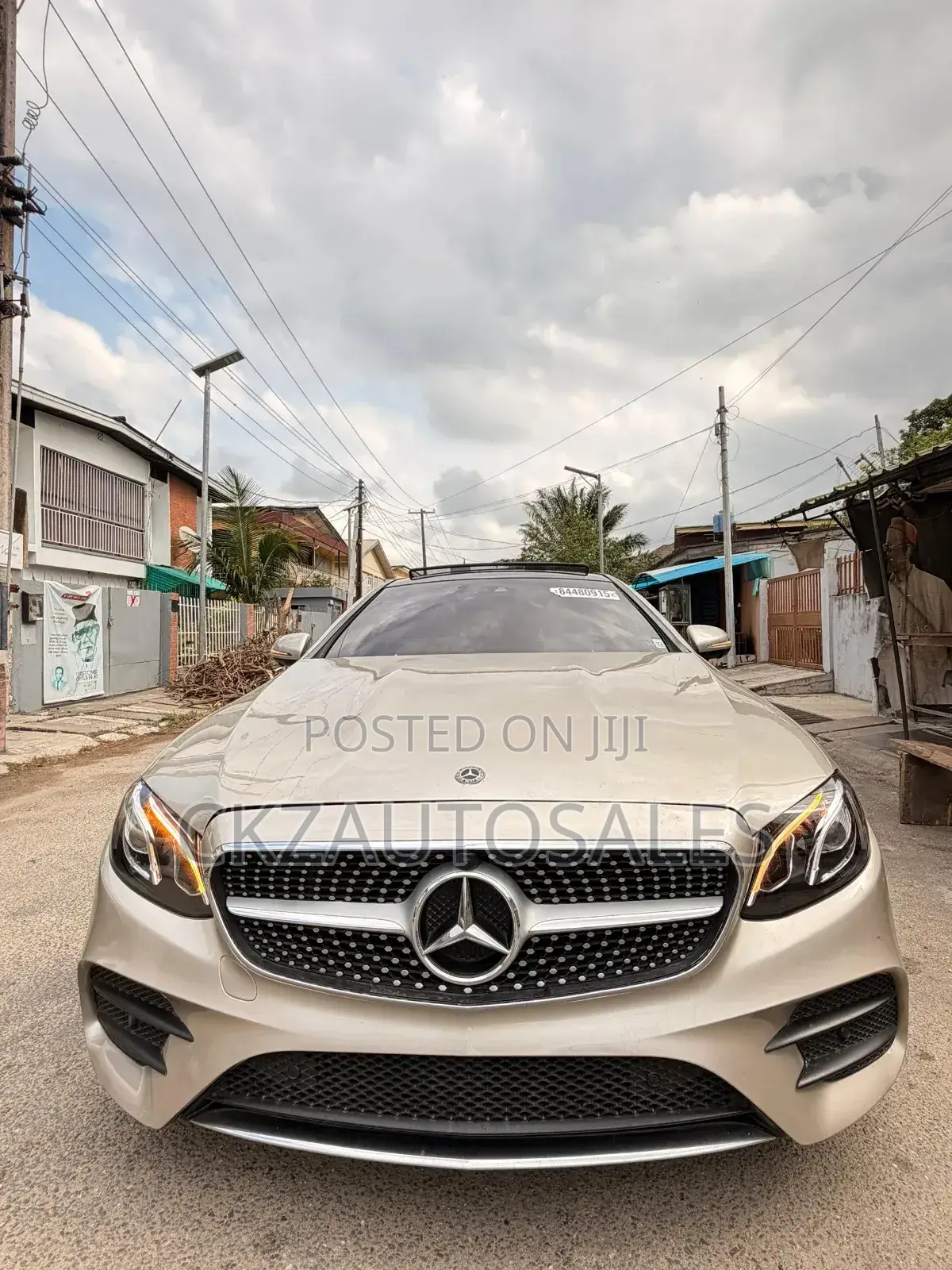 Mercedes-Benz E400 2018 Gold