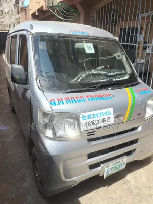 Daihatsu Hijet 2010