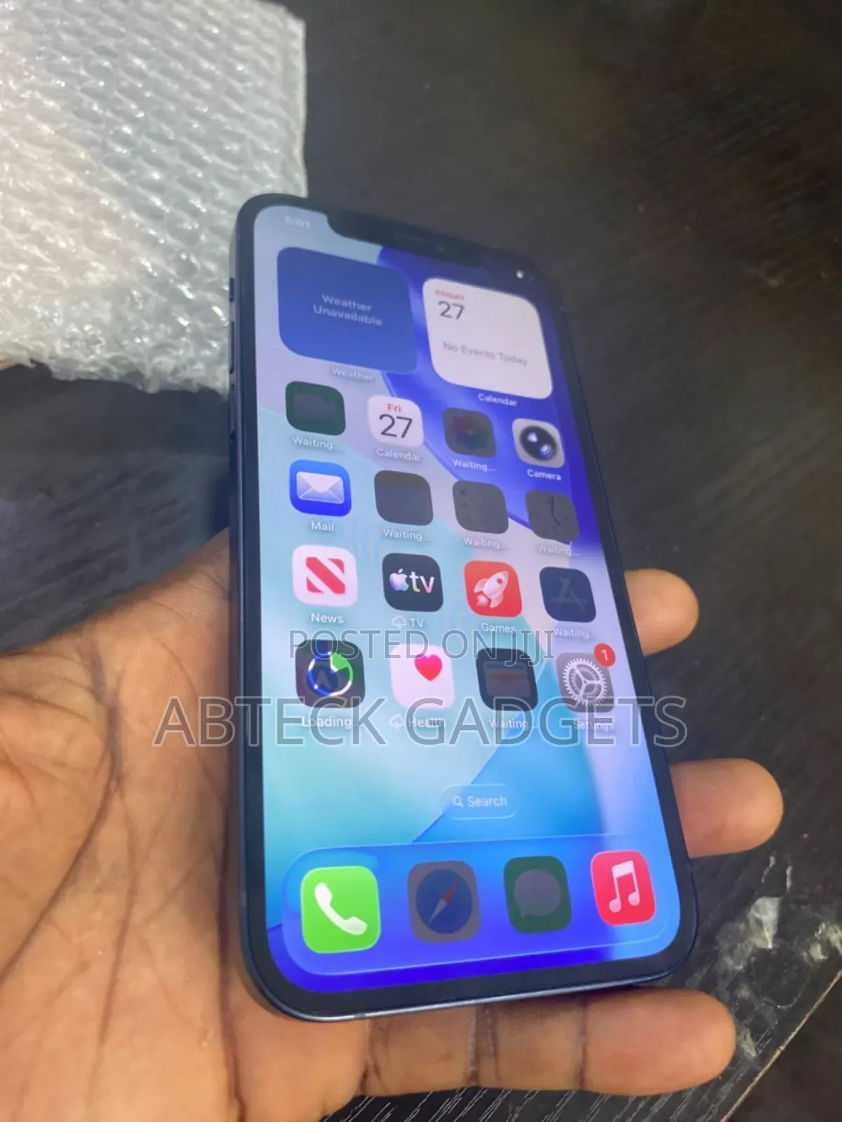 Apple iPhone 12 64 GB Gray