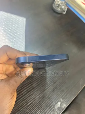 Apple iPhone 12 64 GB Gray