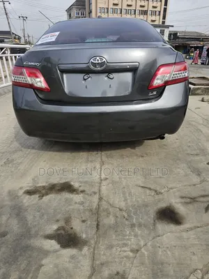 Toyota Camry 2011 Gray