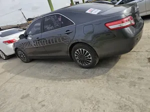 Toyota Camry 2011 Gray
