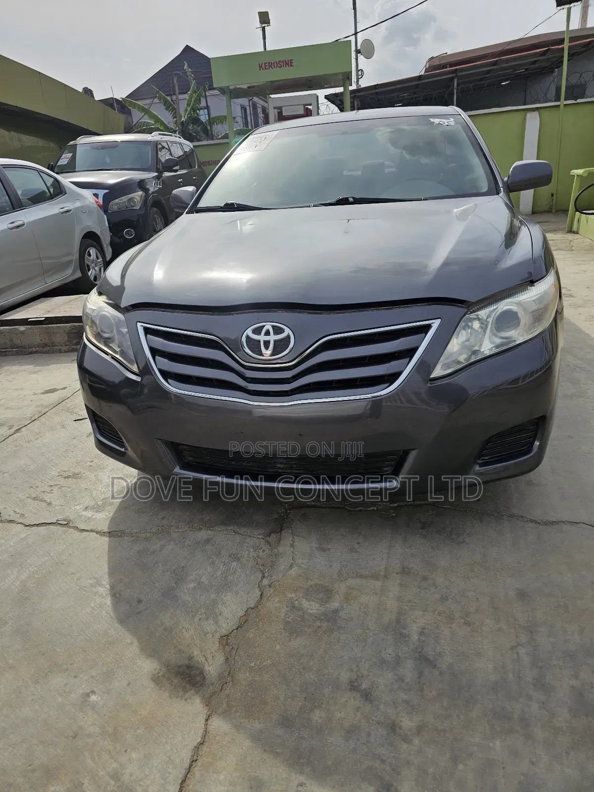 Toyota Camry 2011 Gray