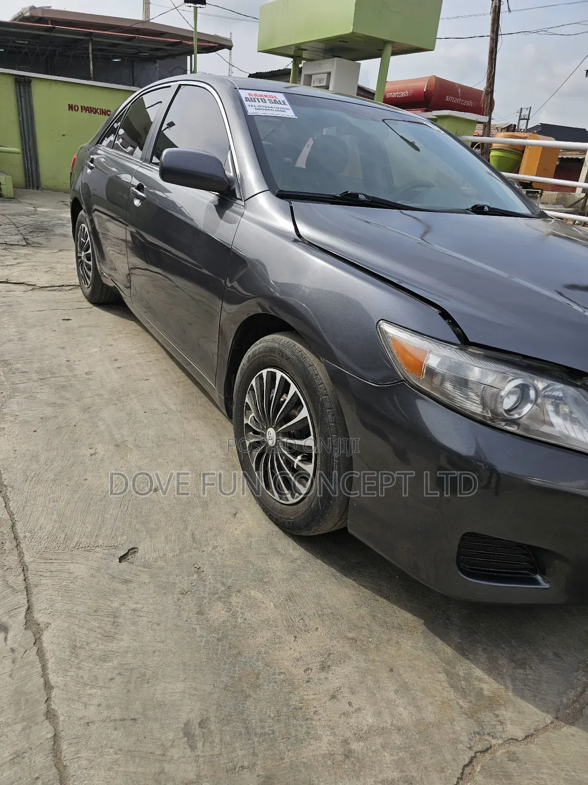 Toyota Camry 2011 Gray