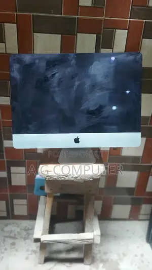 Desktop Computer Apple iMac 8GB Intel Core i5 HDD 1T