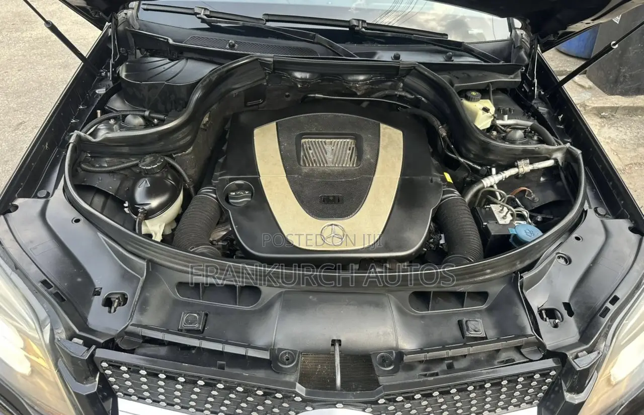 Mercedes-Benz GLK-Class 2010 Black