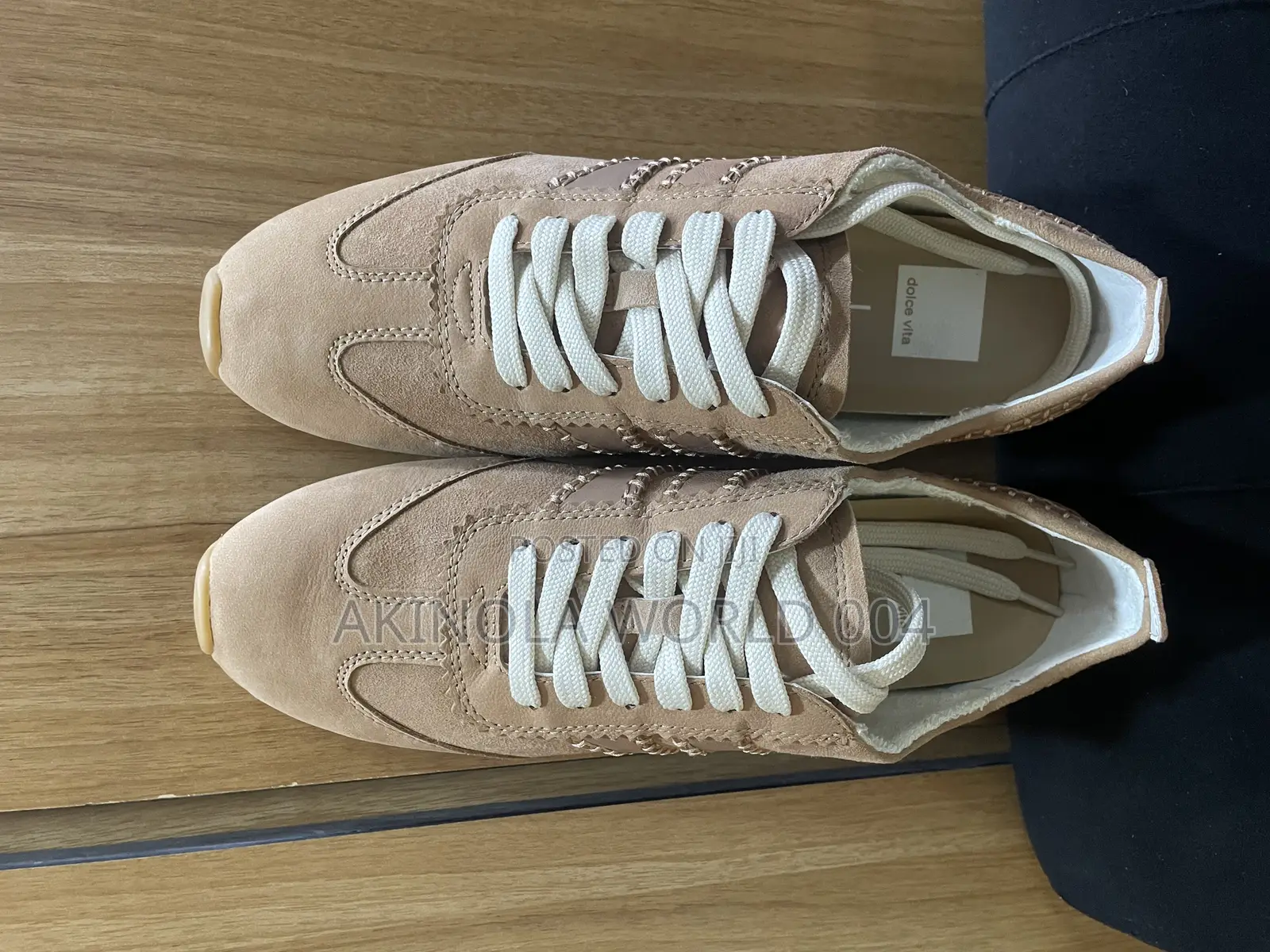 Original Dolce Vita Sneakers