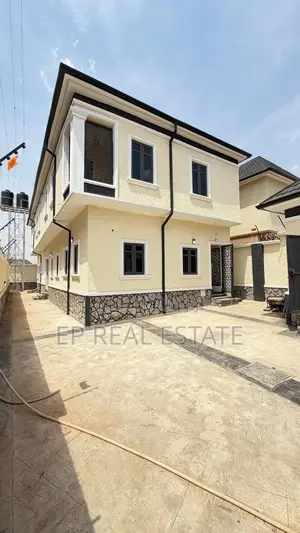 4bdrm Duplex in Apo District for sale