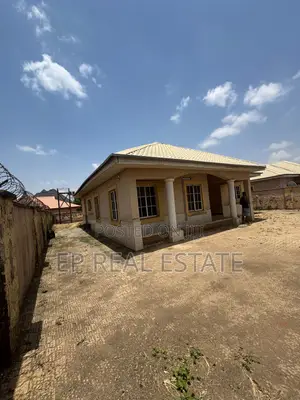 3bdrm Bungalow in Wumba for sale