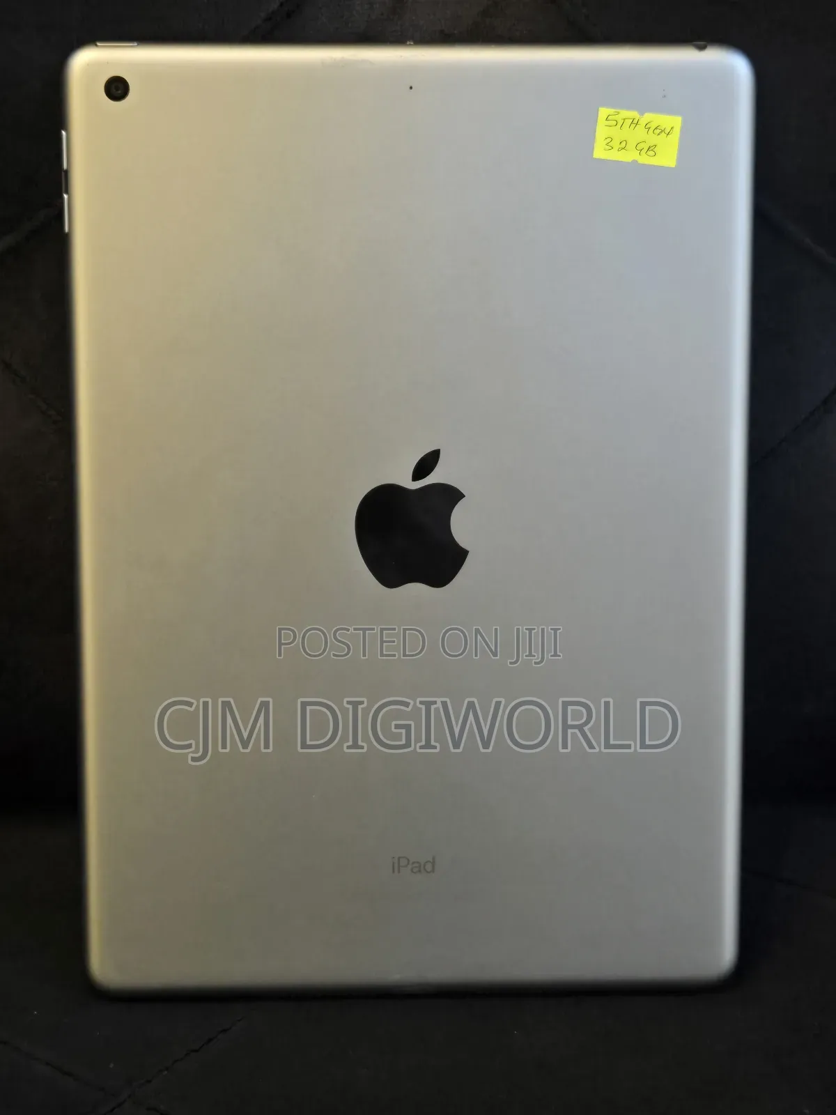 Apple iPad 9.7 32 GB Gray