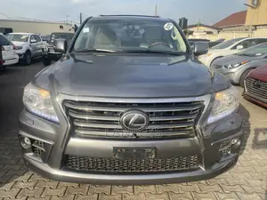 Lexus LX 2015 Gray
