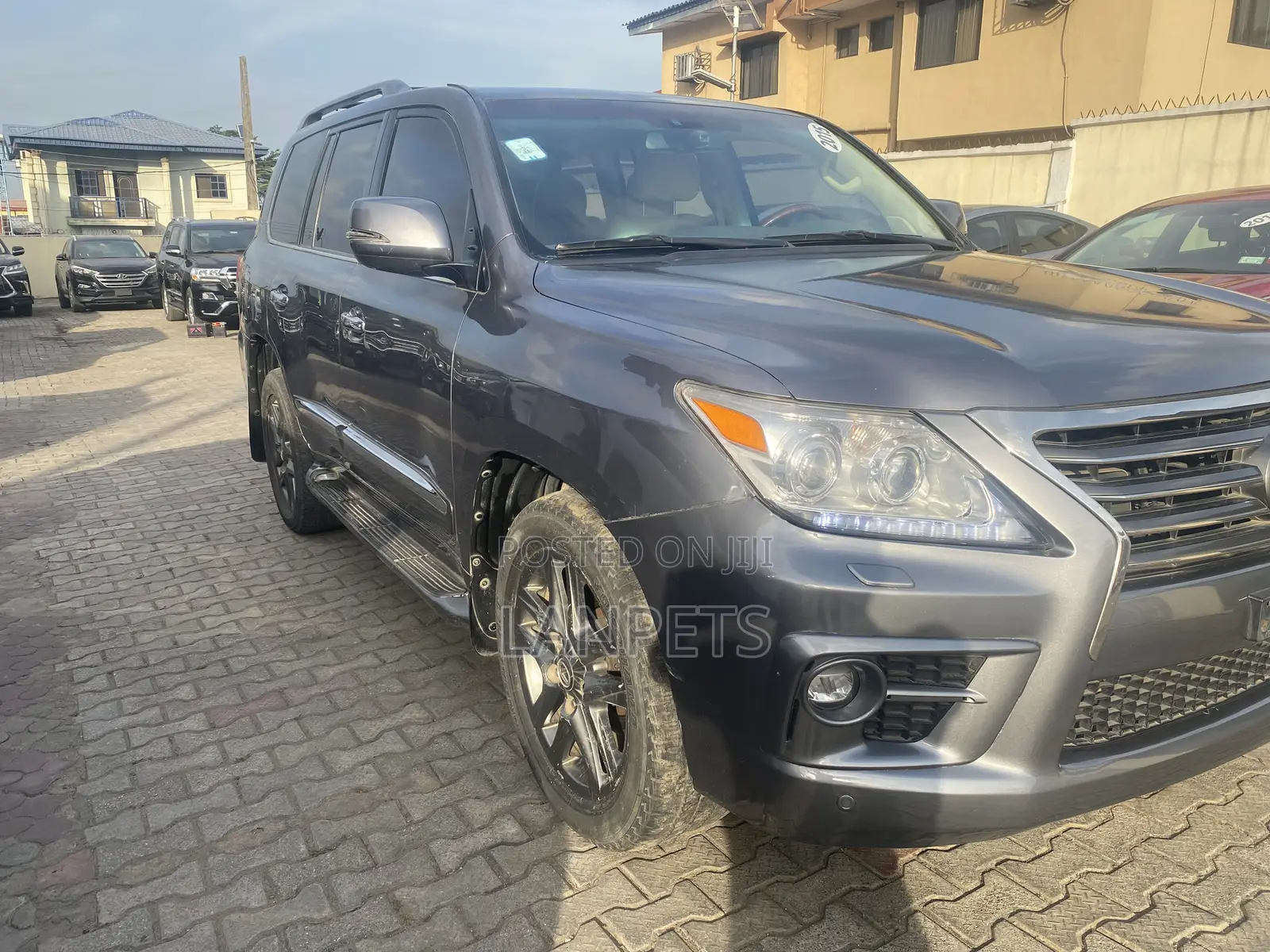 Lexus LX 2015 Gray