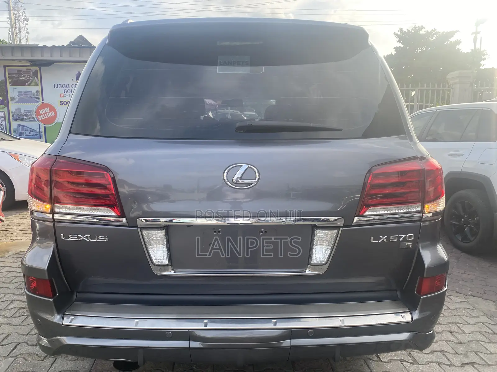 Lexus LX 2015 Gray
