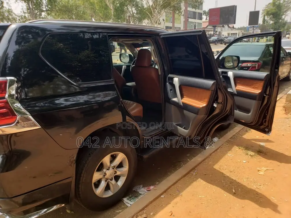 Toyota Prado