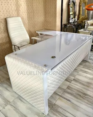 1.6 Meter Glass Executive Table