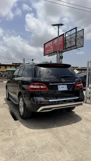Mercedes-Benz M Class ML350 4MATIC 4dr SUV AWD (3.5L 6cyl 7A) 2015