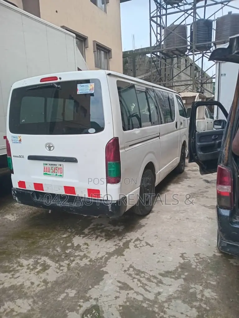 Toyota Hummer Bus for Hire/Rent