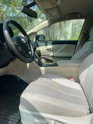 Toyota Venza for Hire