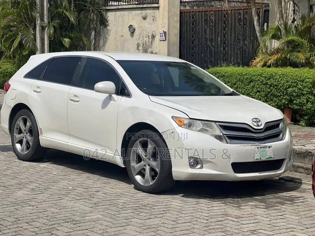 Toyota Venza for Hire