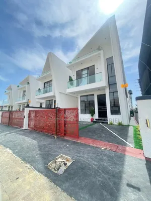 5bdrm Duplex in Ikota for sale