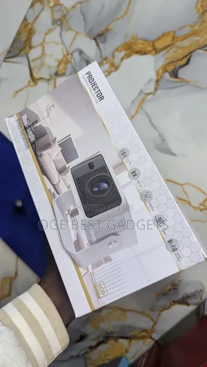 Hy350max Projector