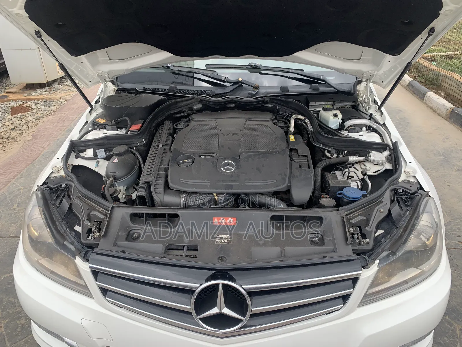 Mercedes-Benz C300 2014 White