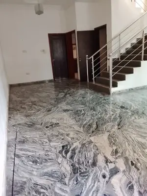 4bdrm Duplex in Ikota for rent