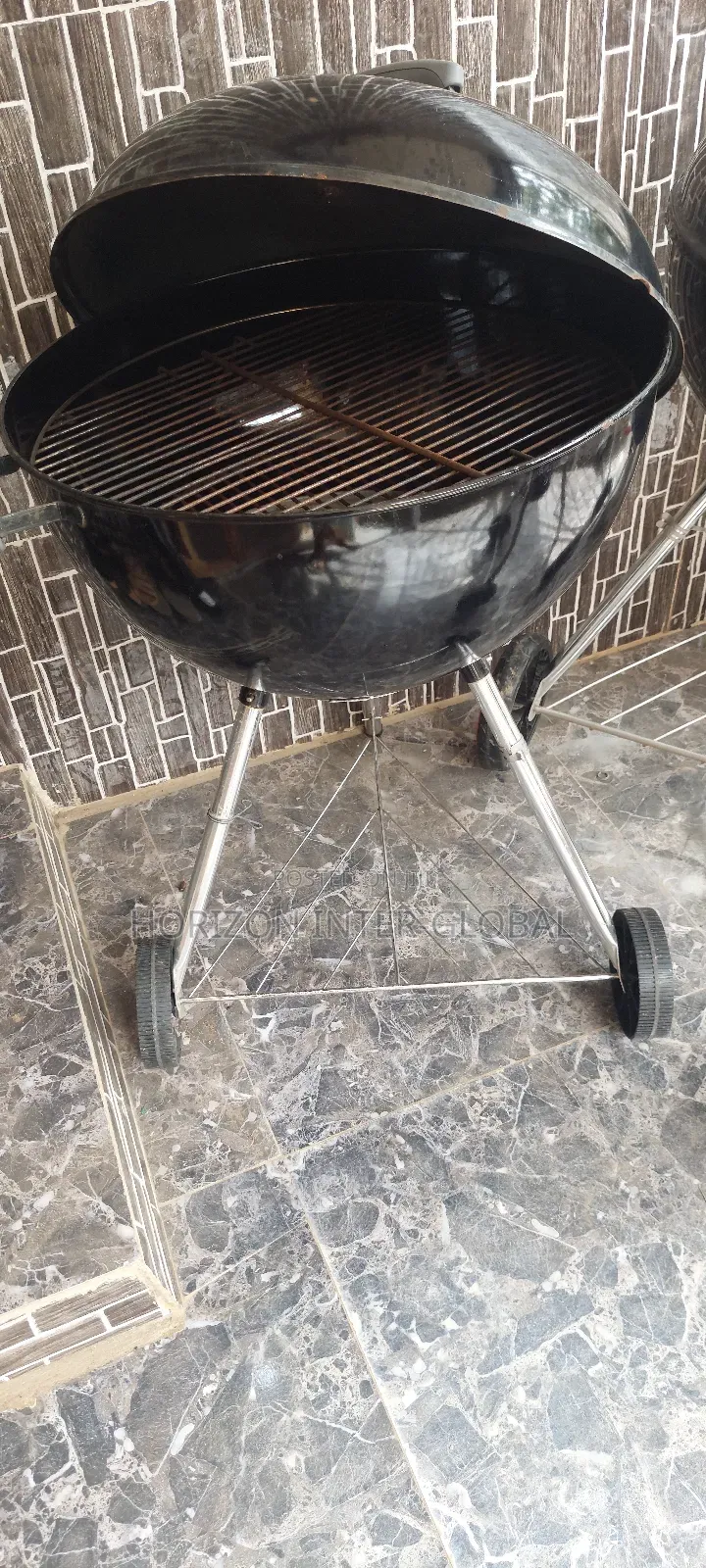 Charcoal Barbecue Grills