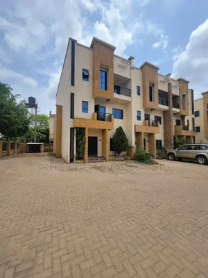 4bdrm Duplex in Lifecamp By Leto, for rent