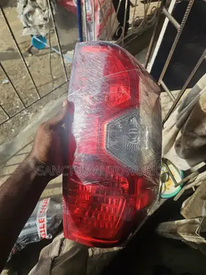 Backlight Toyota Tundra 2018 Right Side