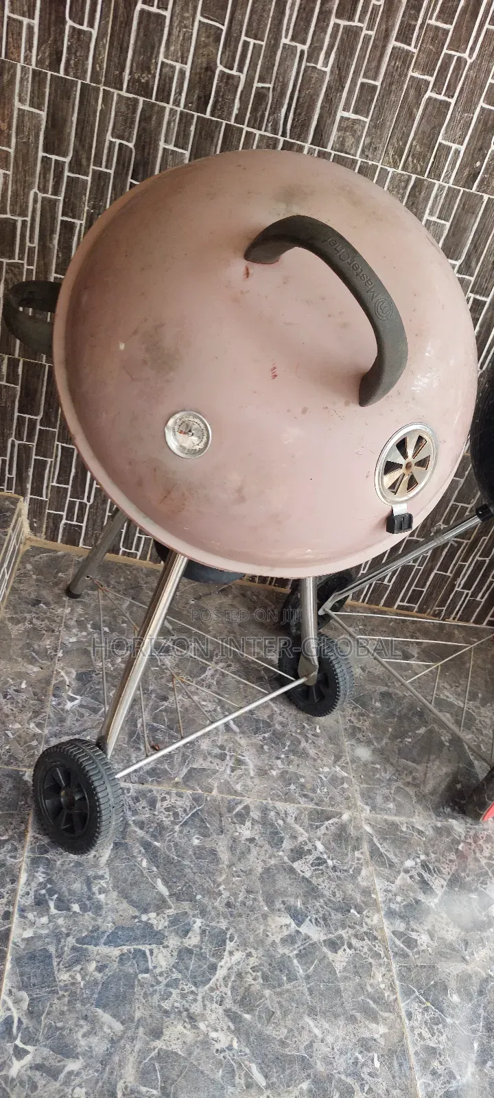 Charcoal Barbecue Grills