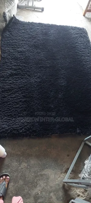 4ft by 5ft Black Centre Rug