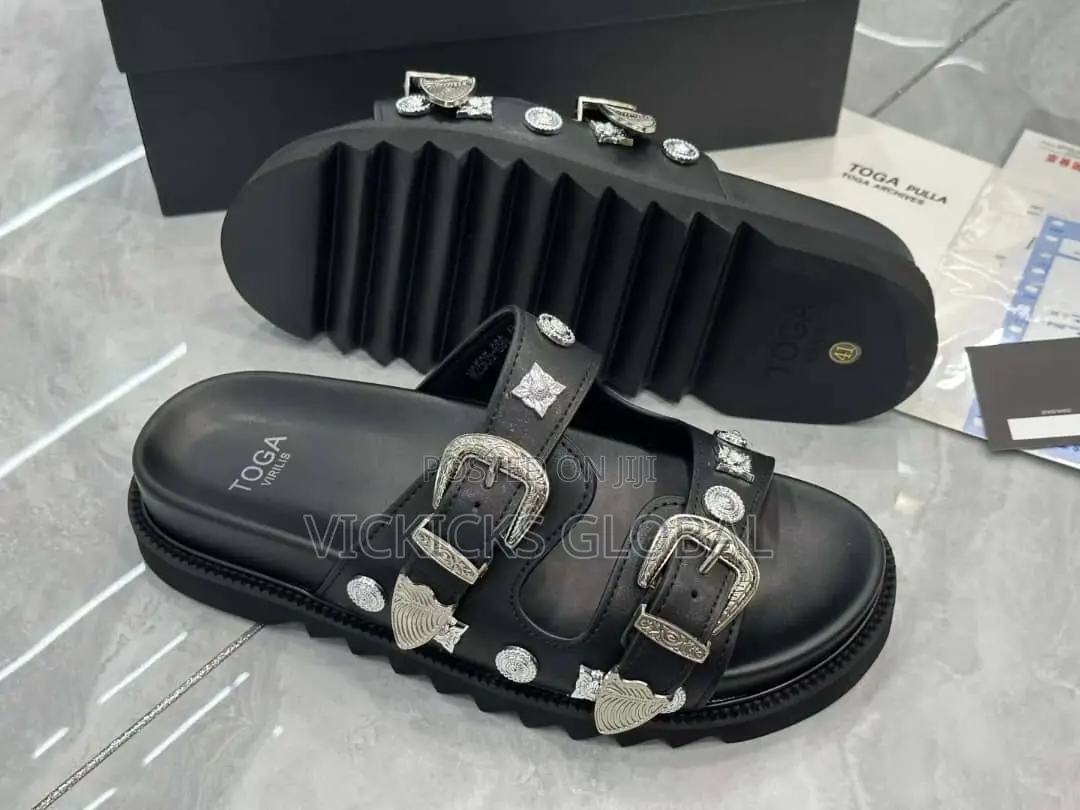 Toga Virilis Studded Buckle Slides