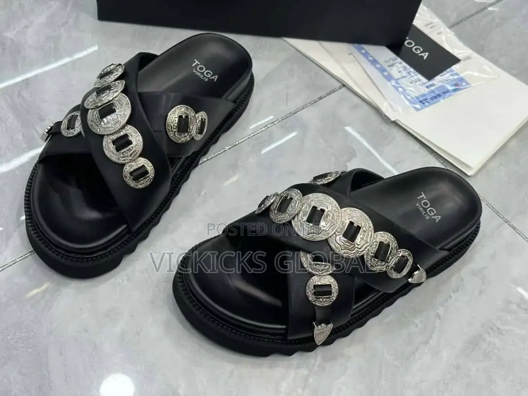 Toga Virilis Studded Buckle Slides