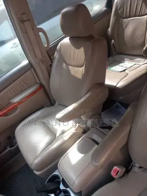 Toyota Sienna for Hire